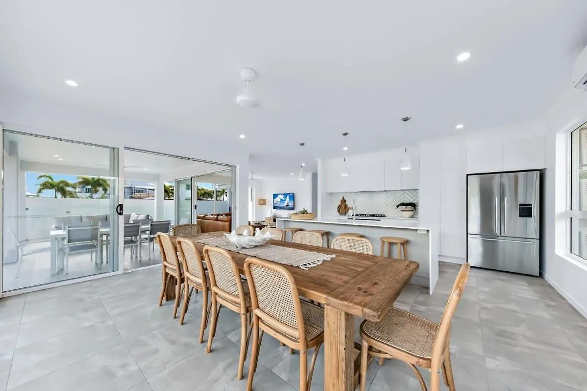 Cove 18 - Luxury Beach House Airlie Beach 0*,